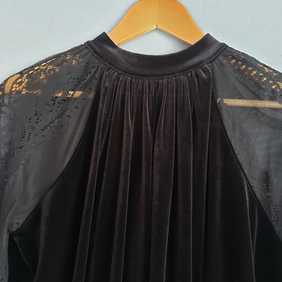 FREE PEOPLE EYELASH BLACK VELVET BLOUSE, M, L - Picture 3 of 14